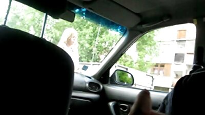 Tipul a primit o lecție minunată de sex de la mami frumoase prietene