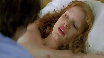 Adolescenți se luptă pentru primul sex anal în video porno gratuit