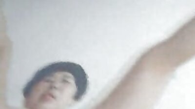 Mama Busty și-a futut prietenul fiilor ei