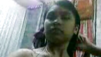 Curva brunetă a făcut un hard negru