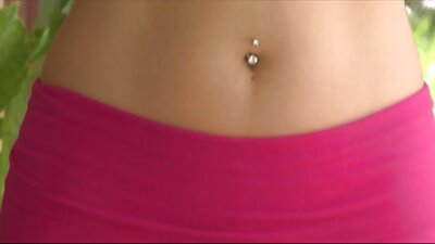 Băiatul și-a prins noua servitoare într-un moment rău