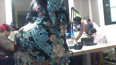 Mama japoneză NU s-a așteptat la acest tip de comportament de la un băiat tocilar!